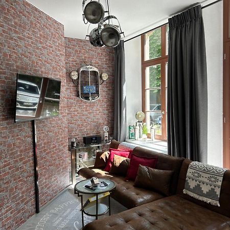 Ruhige Wohnung Im Fabrikstil In Chemnitz Exterior photo